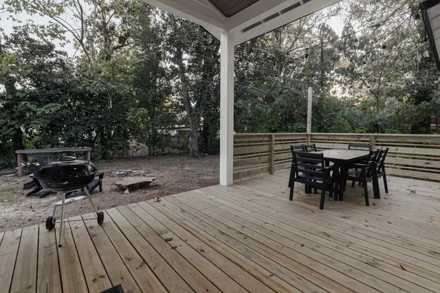 $2,700 | 1821 Jackson Bluff Road, Tallahassee, FL 32304