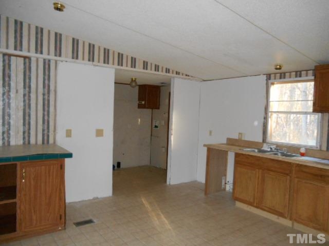 1408 Yakimas Road Raleigh, NC 27603 - Photo 8 of 13