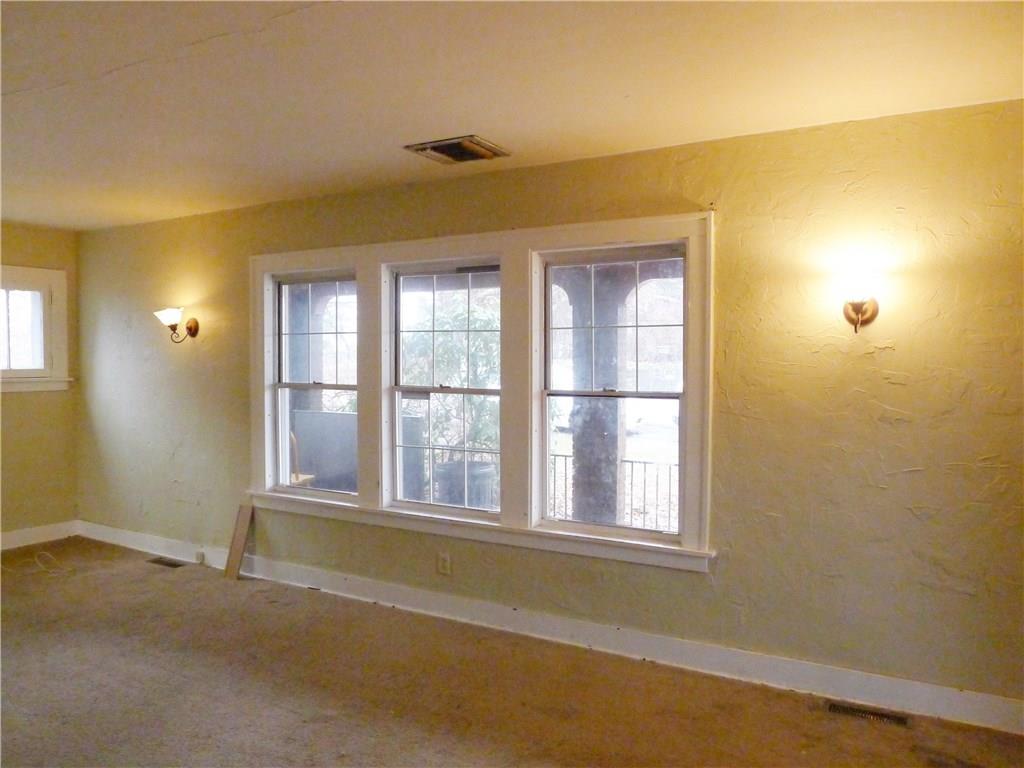 10414 Forbes Road Pittsburgh, PA 15235 - Photo 13 of 23 Gallery Image 13