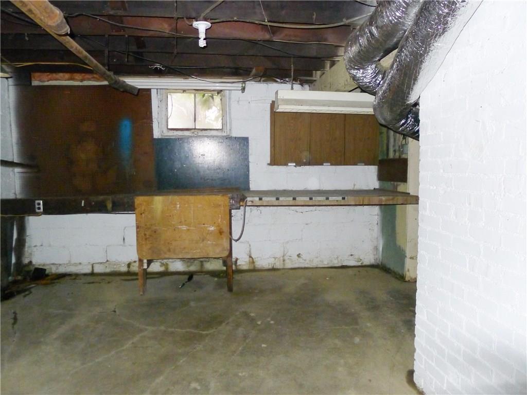 10414 Forbes Road Pittsburgh, PA 15235 - Photo 19 of 23 Gallery Image 19