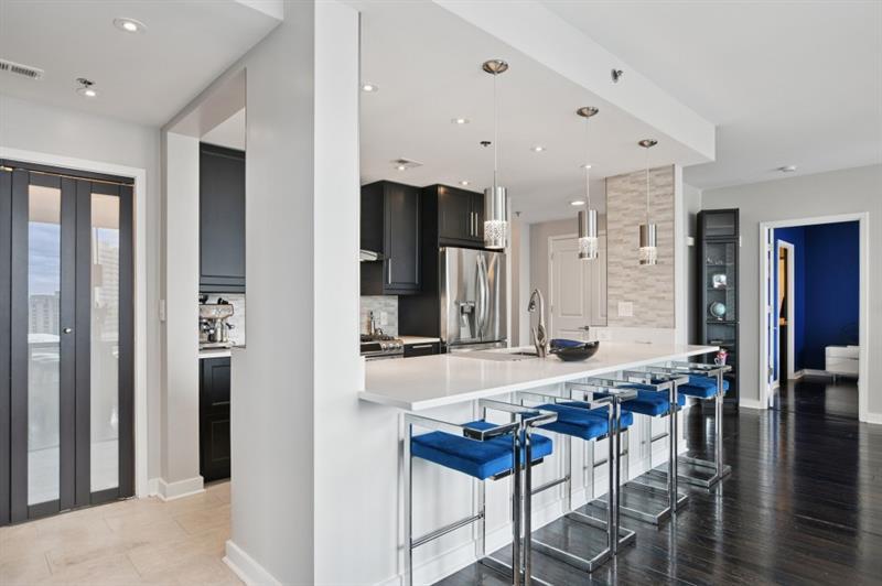 3338 Peachtree Road Northeast, Unit 2607 Atlanta, GA 30326 - Photo 4 of 38