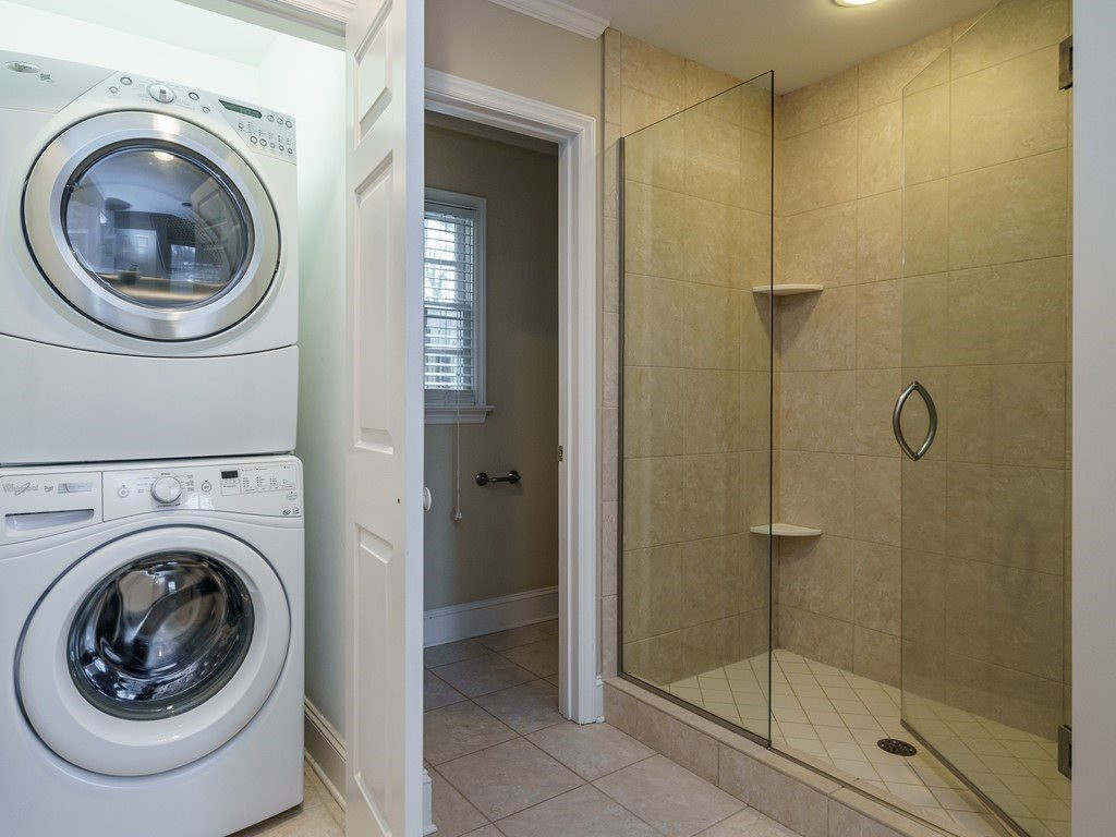 2813 Kittrell Drive Raleigh, NC 27608 - Photo 16 of 30 Master Bath