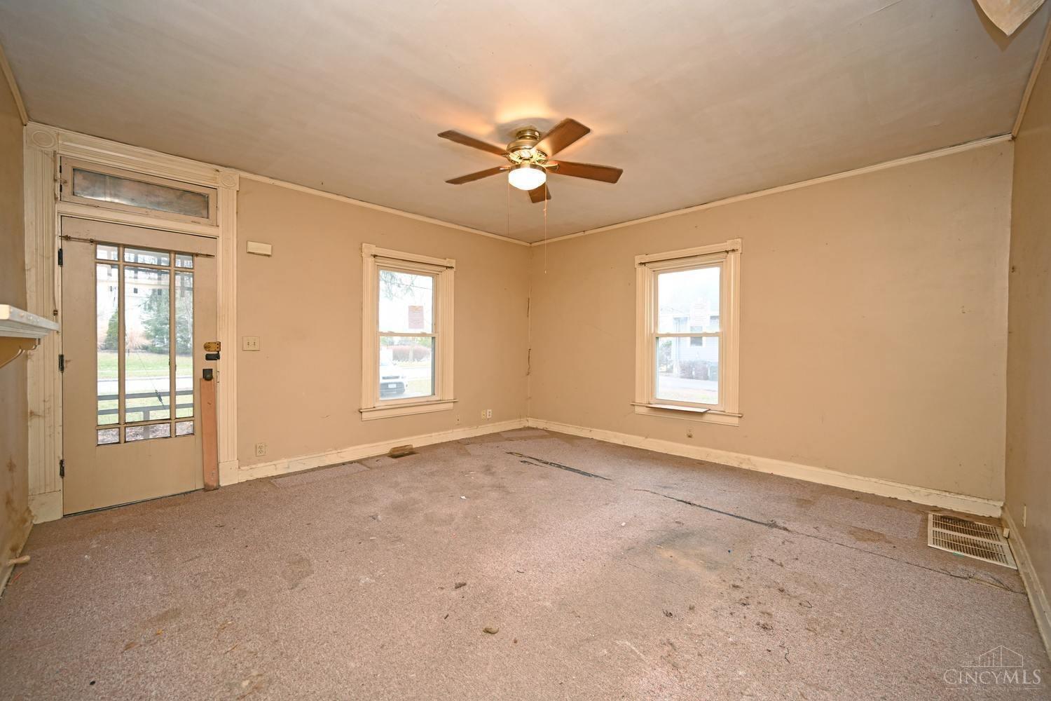 25 Bonham Road Wyoming, OH 45215 - Photo 8 of 26 Gallery Image 8
