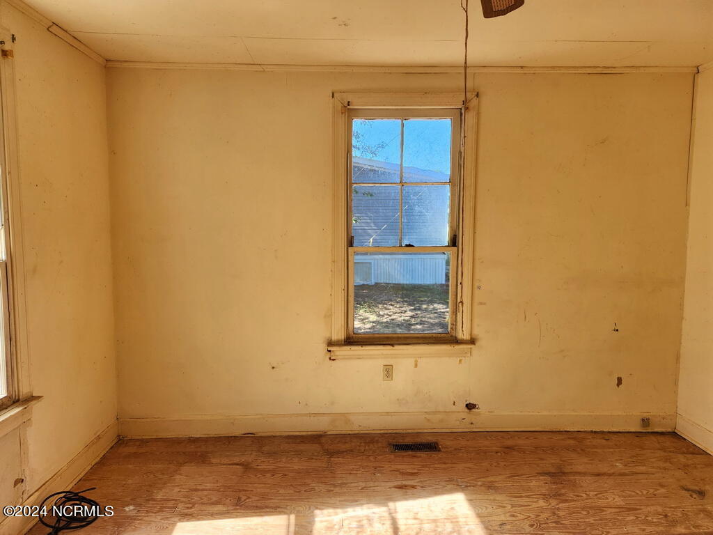 735 Grabtown Road Windsor, NC 27983 - Photo 13 of 18 MASTER BEDROOM