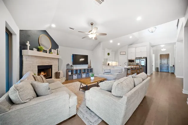 $439,900 | 225 Lariat Trail, Waxahachie, TX 75165