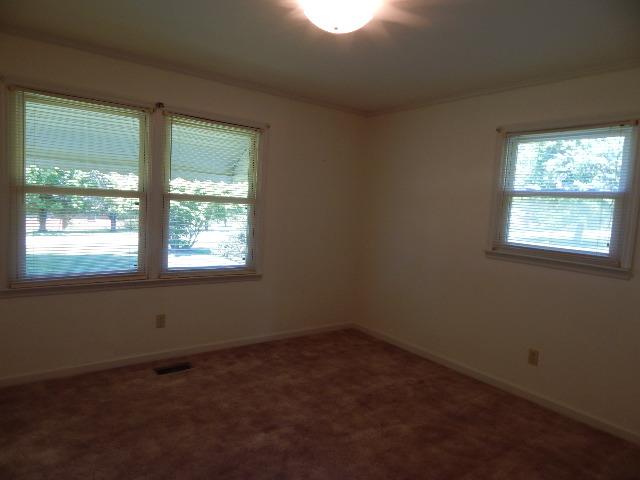 820 Spring Valley Road McMinnville, TN 37110 - Photo 18 of 30 3rd bedroom...11x12. All tilt windows in home