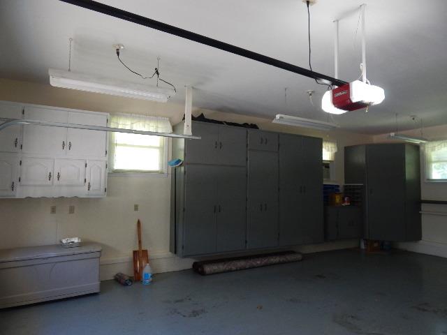 820 Spring Valley Road McMinnville, TN 37110 - Photo 22 of 30 Huge garage with many built ins