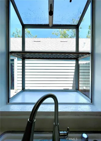 $3,200 | 285 East Villa Street, Unit 4, Pasadena, CA 91101