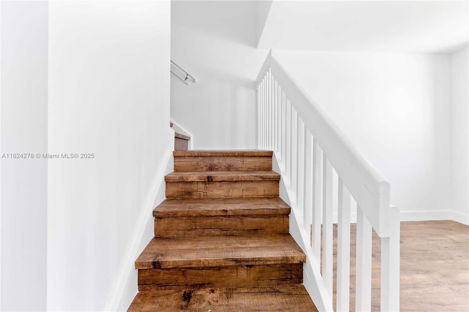 866 Southwest 1st Street Florida City, FL 33034 - Photo 5 of 52 a view of entryway