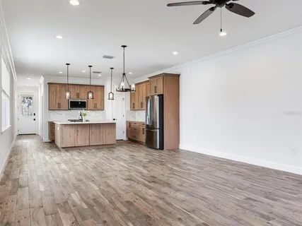 $729,900 | 4413 West Gray Street, Unit 2, Tampa, FL 33609