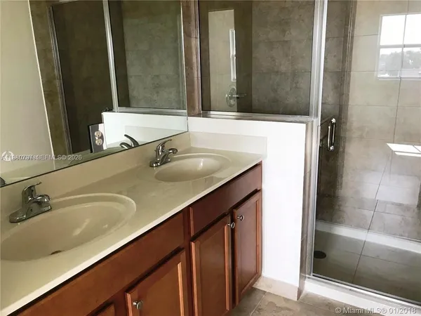 $2,800 | 210 Northwest 109th Avenue, Unit 215, Miami, FL 33172