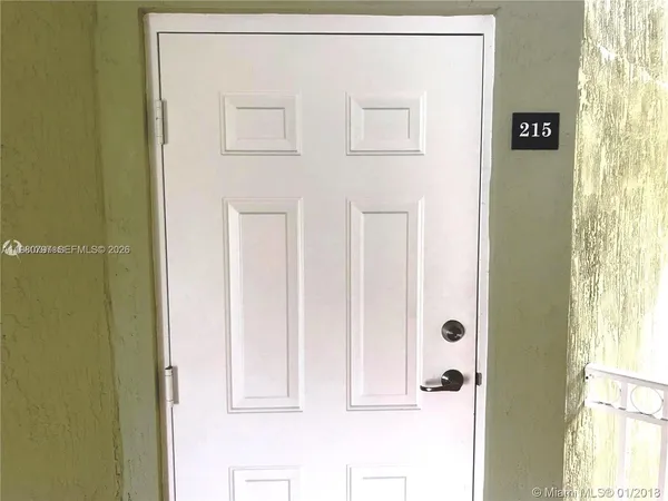$2,800 | 210 Northwest 109th Avenue, Unit 215, Miami, FL 33172