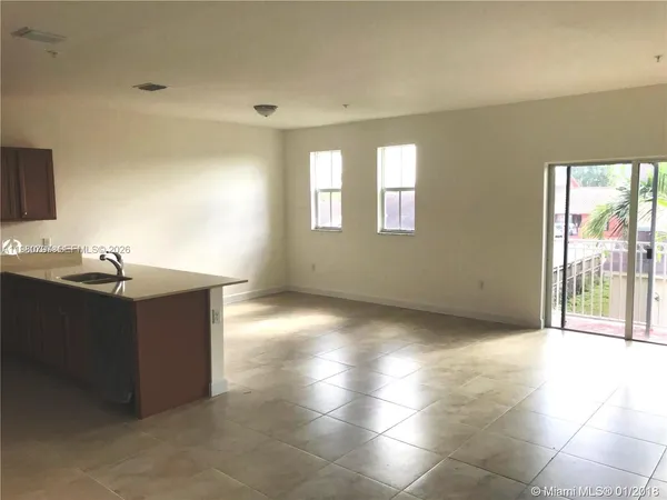 $2,800 | 210 Northwest 109th Avenue, Unit 215, Miami, FL 33172