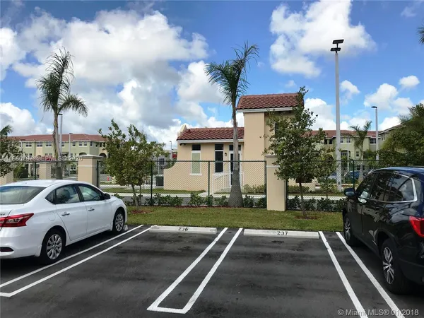 $2,800 | 210 Northwest 109th Avenue, Unit 215, Miami, FL 33172