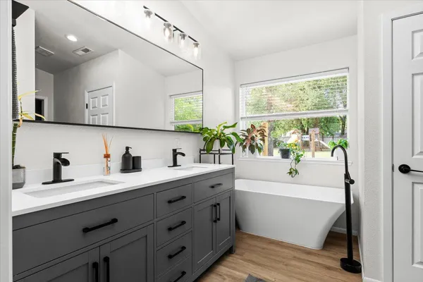 $675,000 | 10380 Horton Street, Penn Valley, CA 95946