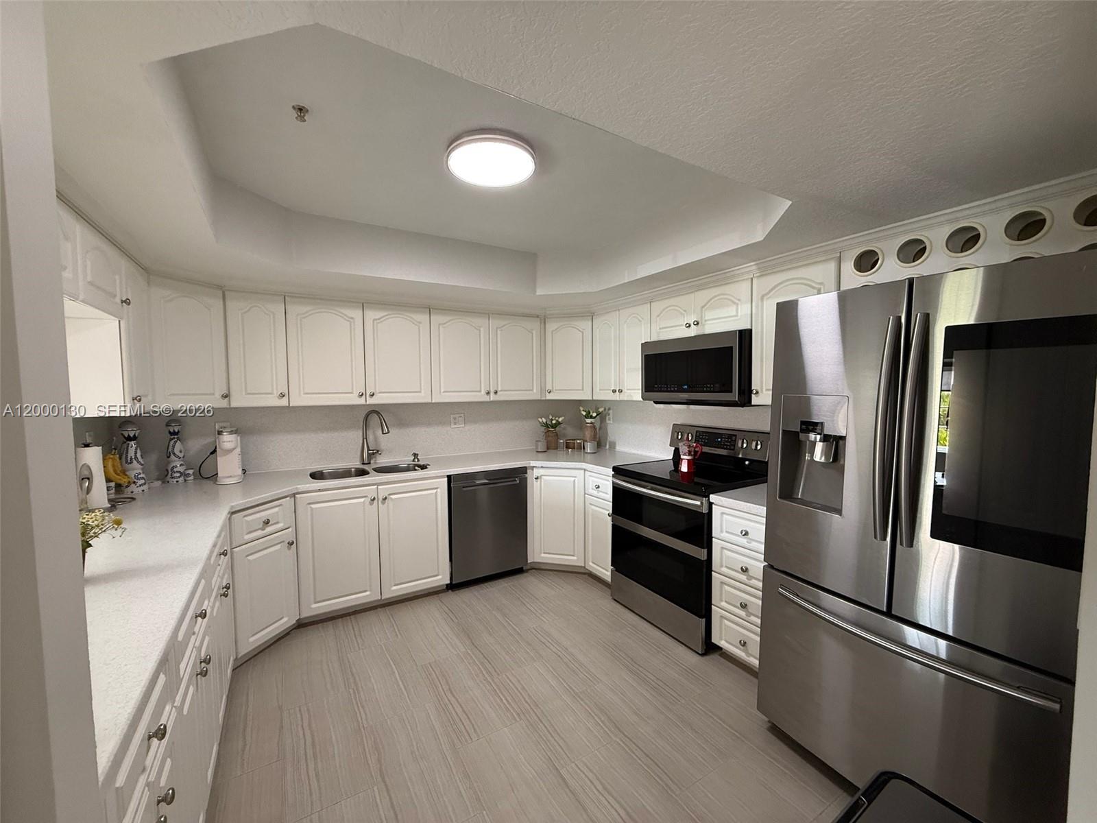 17455 Northwest 75th Place, Unit 203 Hialeah, FL 33015 - Photo 4 of 21