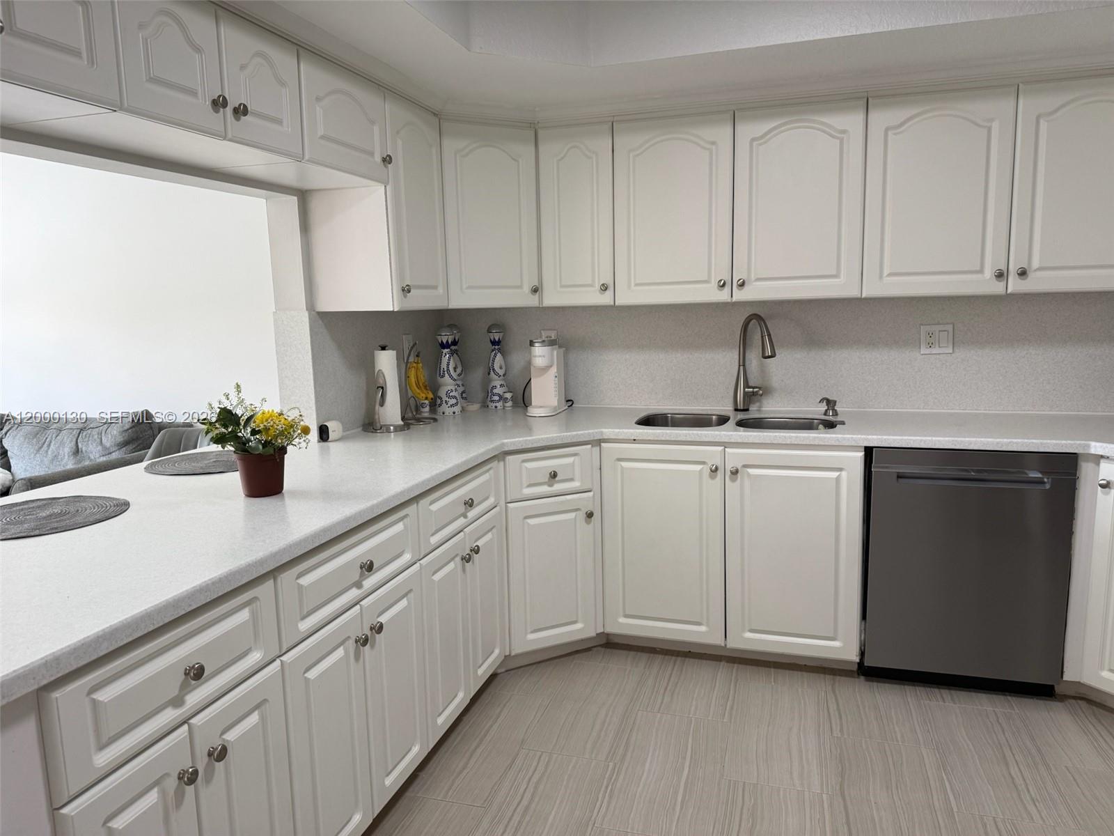 17455 Northwest 75th Place, Unit 203 Hialeah, FL 33015 - Photo 7 of 21