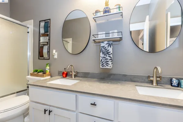 $995,000 | 228 1st Street, Benicia, CA 94510