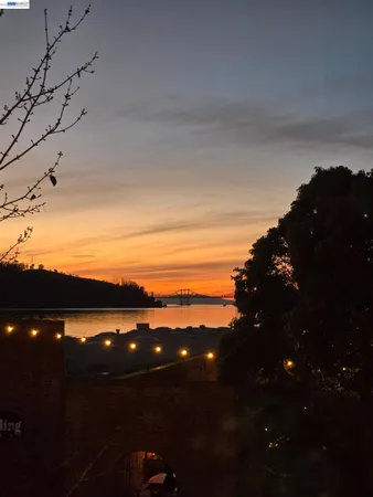 $995,000 | 228 1st Street, Benicia, CA 94510