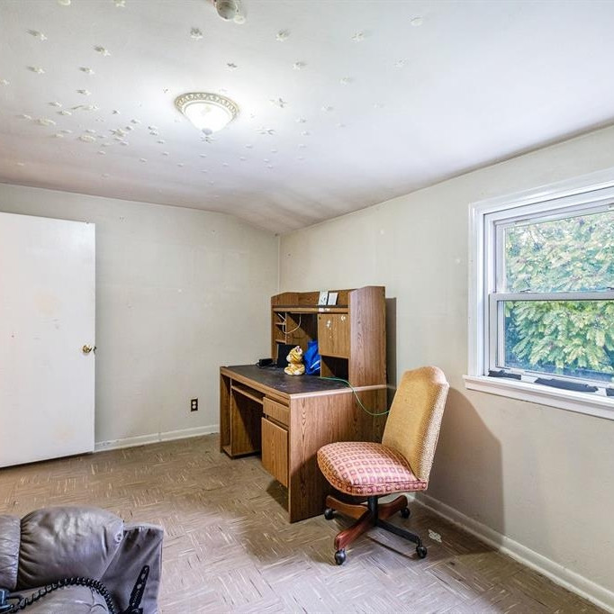 3006 Miller Road Flint, MI 48503 - Photo 23 of 34 Photo 23
