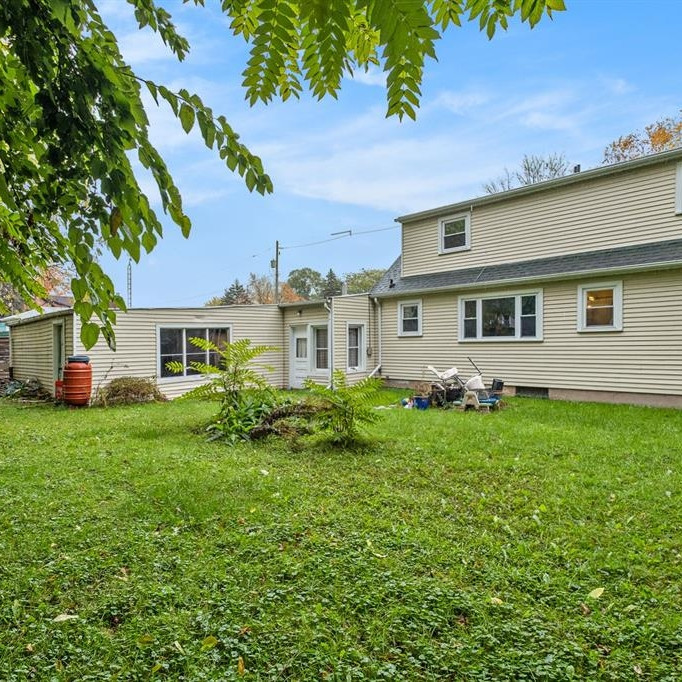 3006 Miller Road Flint, MI 48503 - Photo 7 of 34 Photo 7