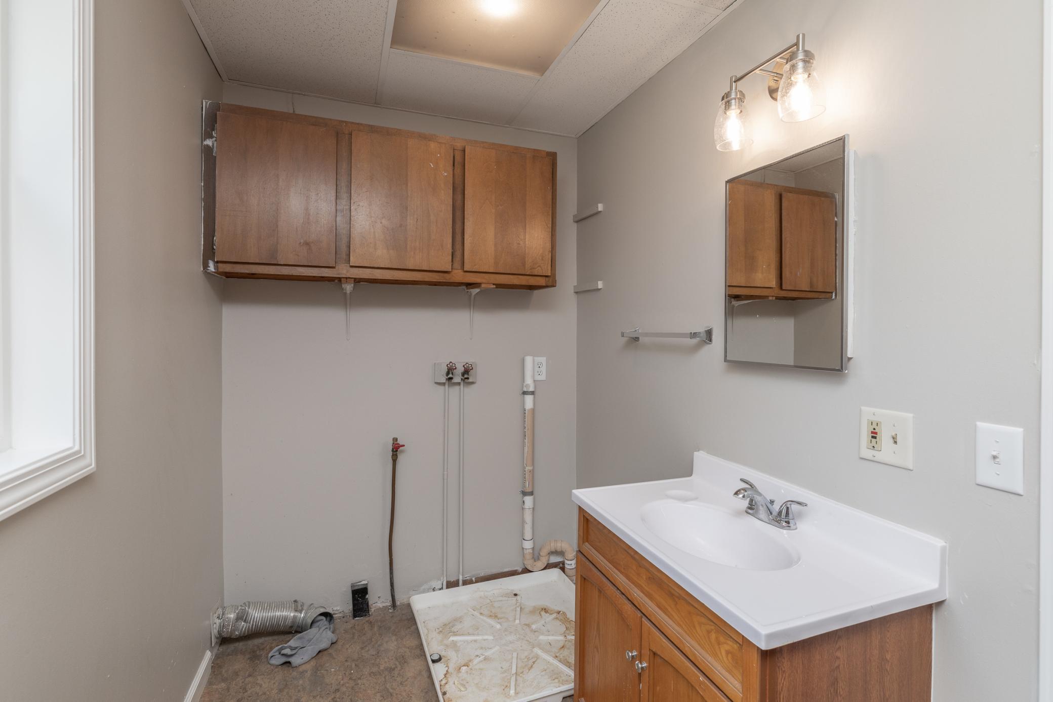 269 South Chestnut Street Ellsworth, WI 54011 - Photo 14 of 39 Gallery Image 14