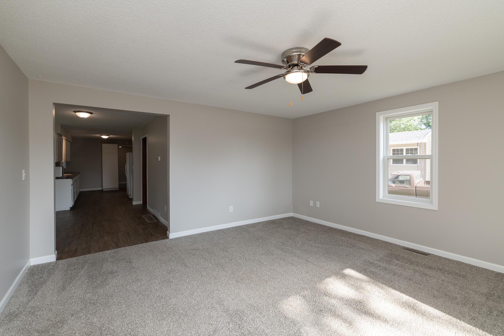 269 South Chestnut Street Ellsworth, WI 54011 - Photo 4 of 39 Gallery Image 4