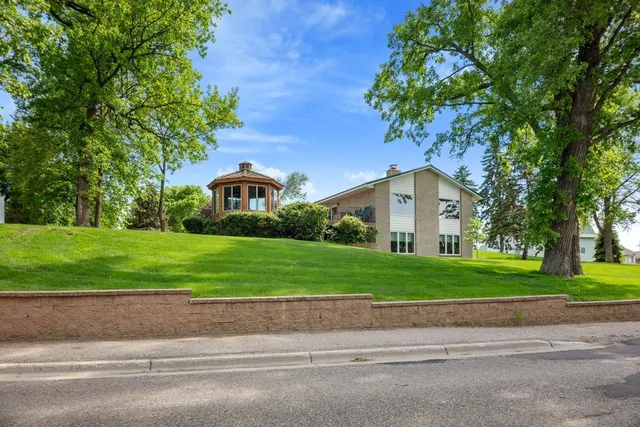 $4,562,000 | 1430 Pulaski Road, Buffalo, MN 55313