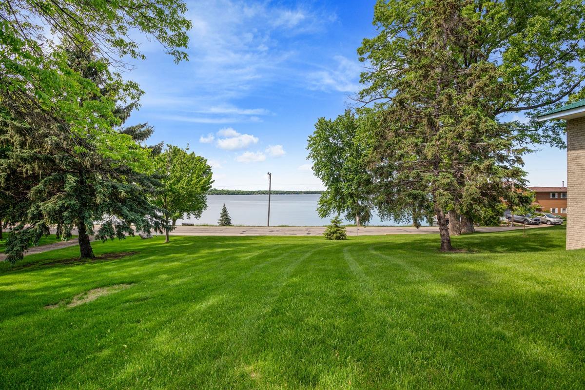 1430 Pulaski Road Buffalo, MN 55313 - Photo 5 of 35