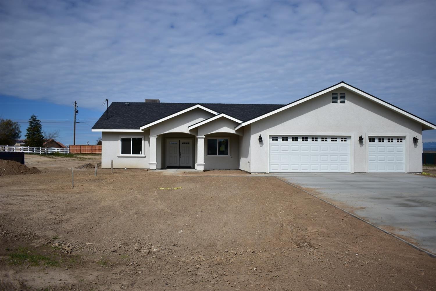 19892 Brightwood Road Madera, CA 93638 - Photo 1 of 15 Gallery Image 1