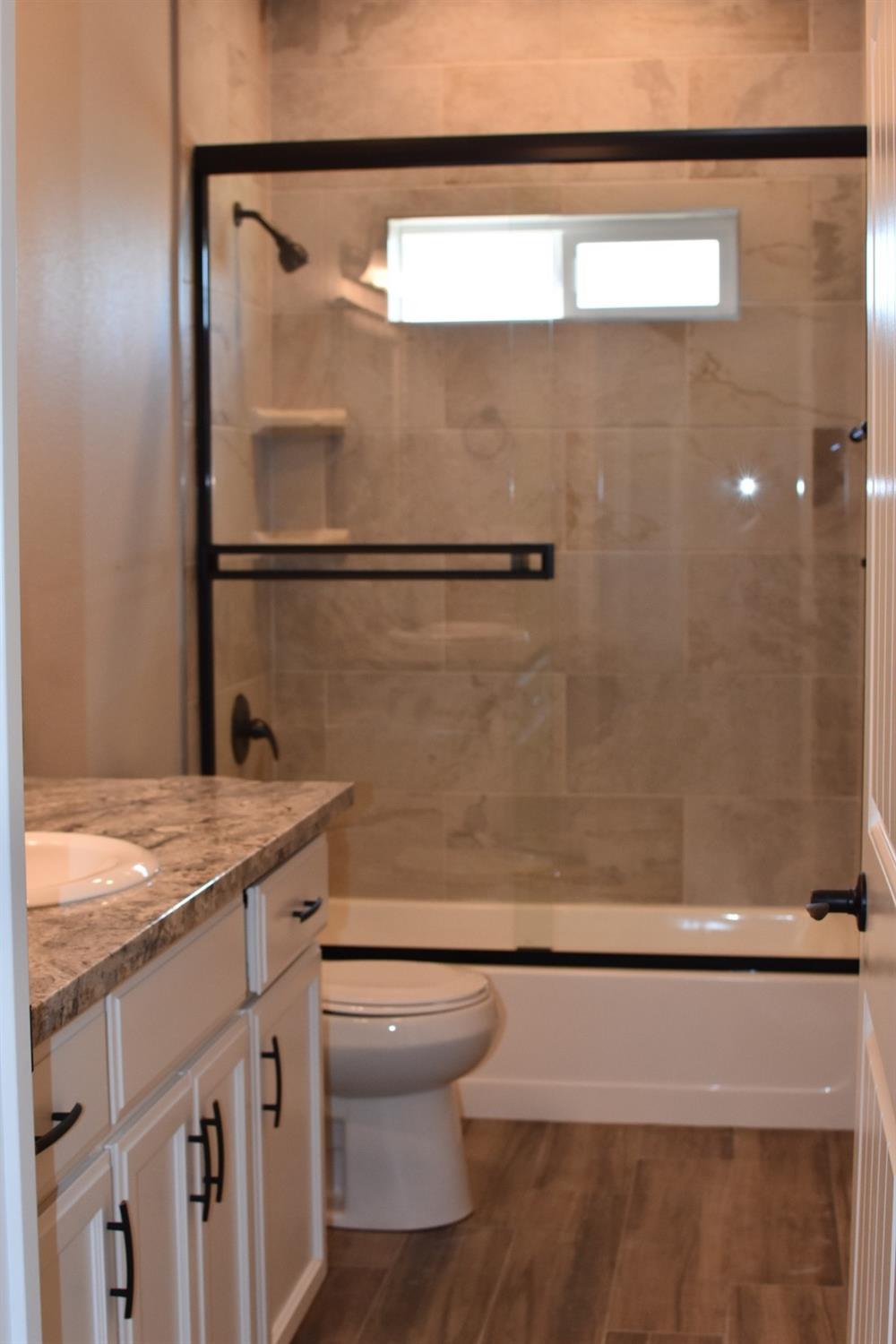 19892 Brightwood Road Madera, CA 93638 - Photo 7 of 15 Gallery Image 7