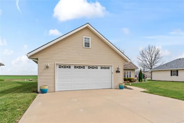 $368,200 | 503 South Sandia Street, Concordia, MO 64020
