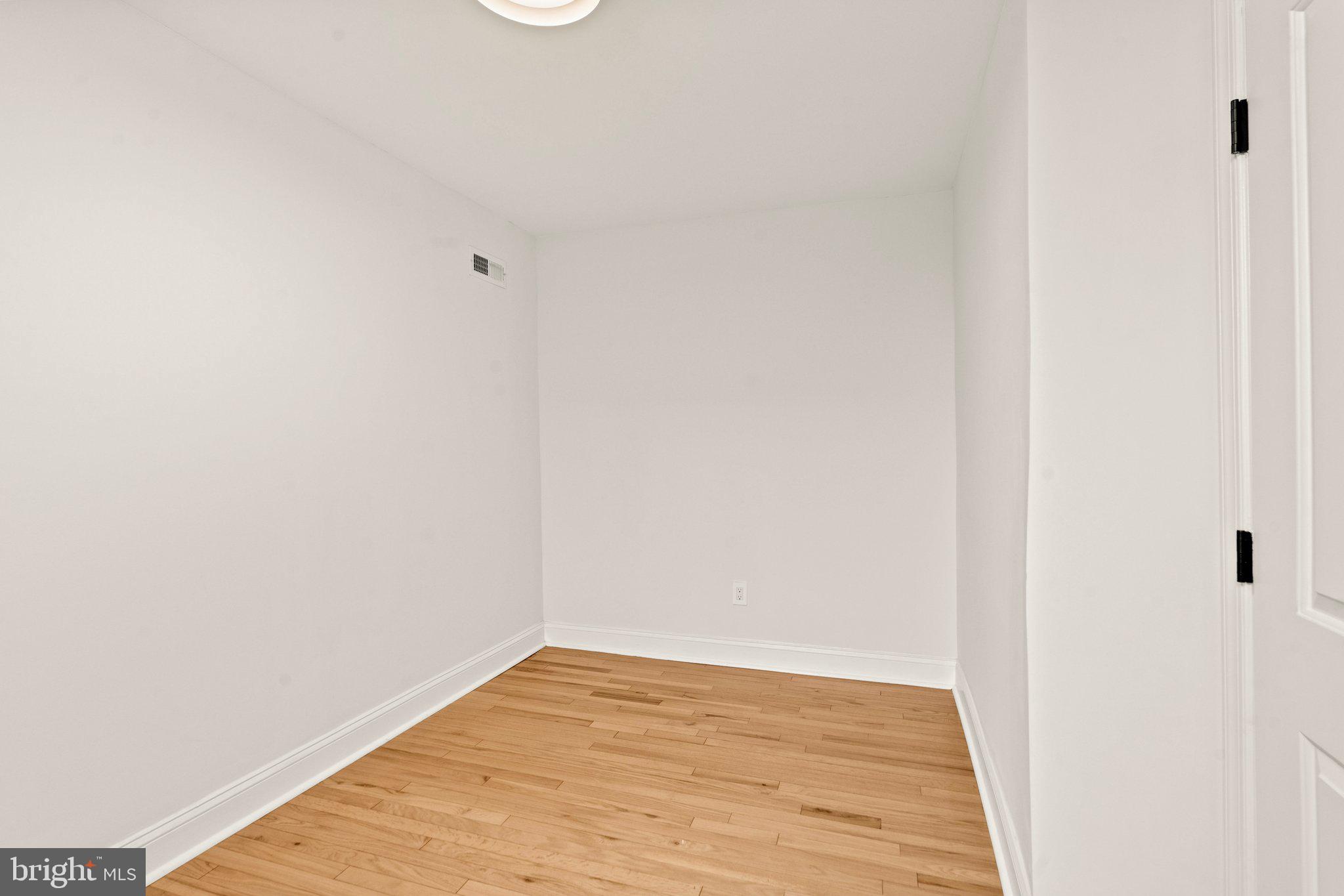 1512 South 4th Street Philadelphia, PA 19147 - Photo 16 of 31