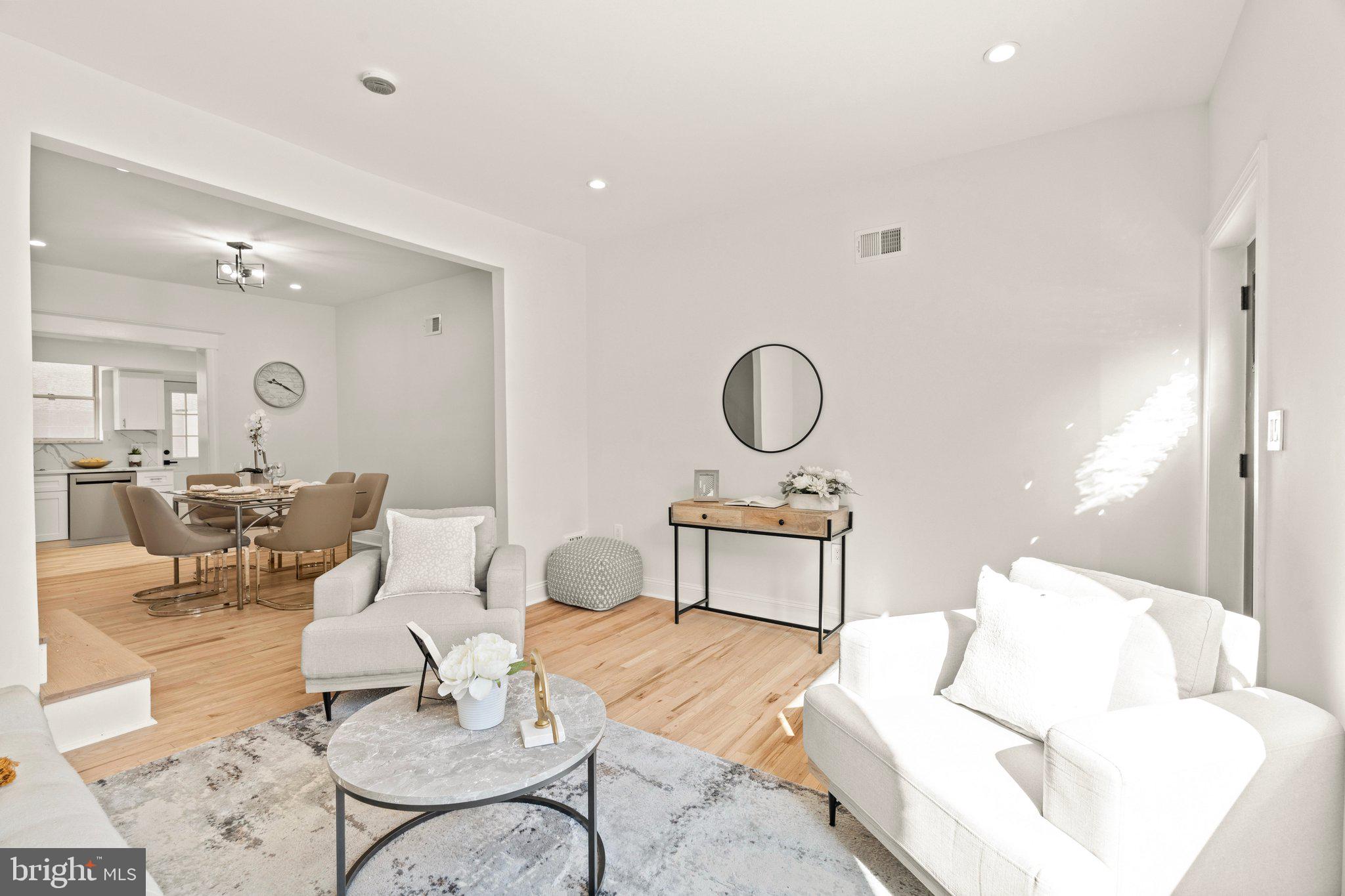 1512 South 4th Street Philadelphia, PA 19147 - Photo 2 of 31