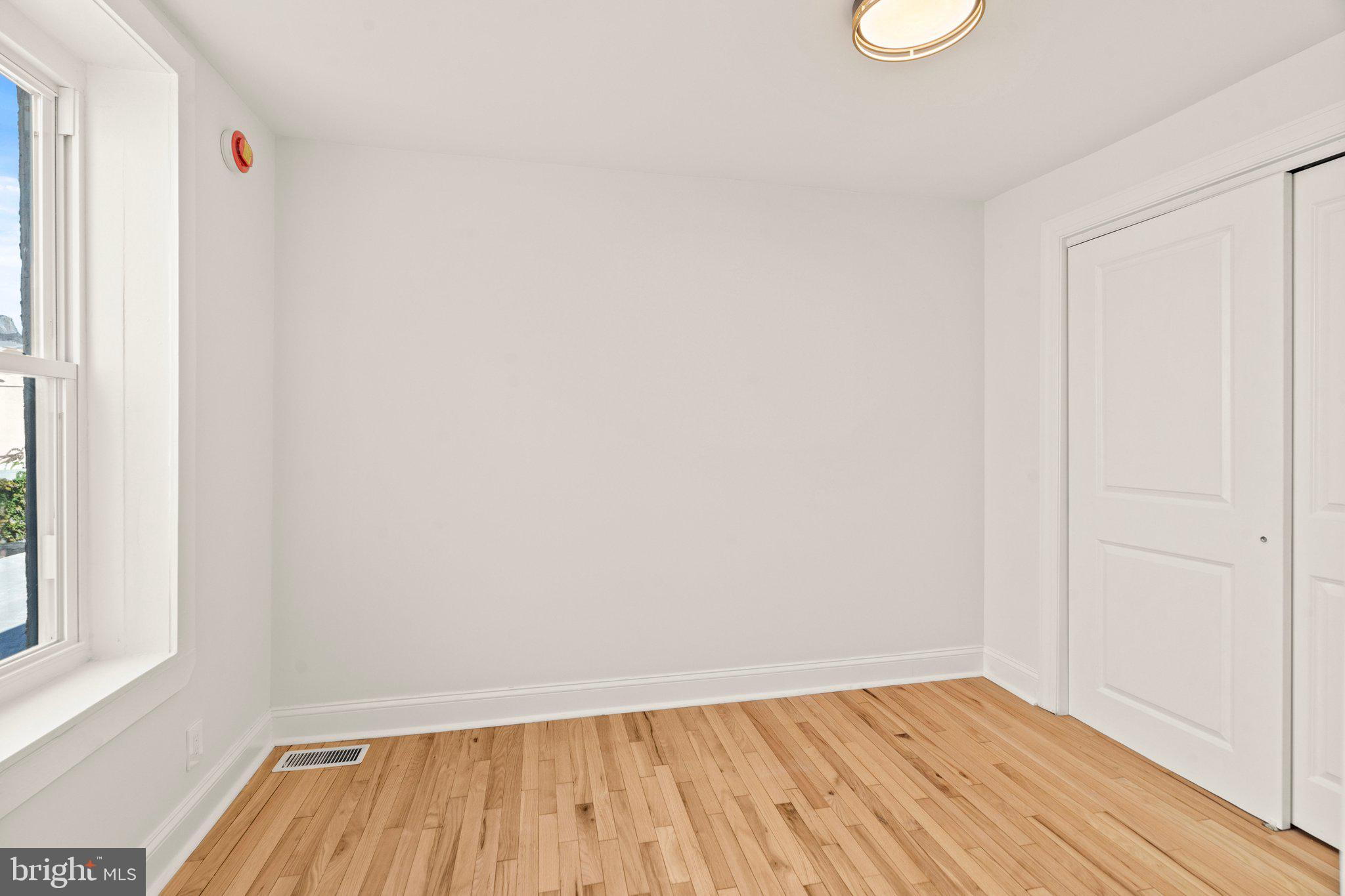 1512 South 4th Street Philadelphia, PA 19147 - Photo 23 of 31
