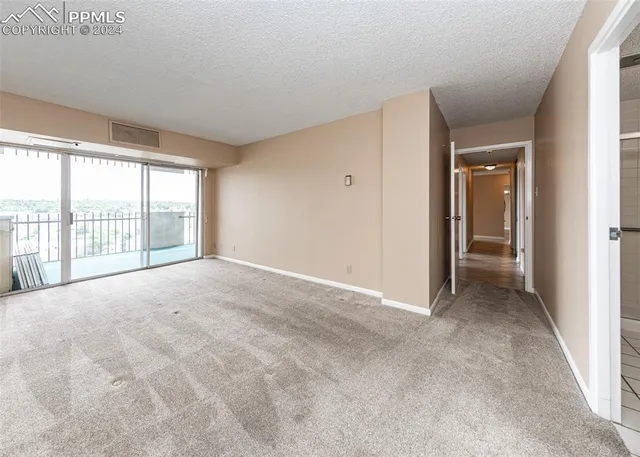 $169,500 | 411 Lakewood Circle, Unit B712, Colorado Springs, CO 80910