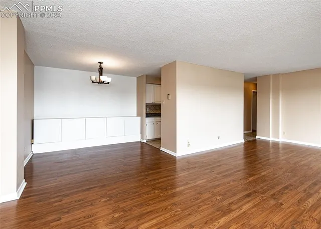 $169,500 | 411 Lakewood Circle, Unit B712, Colorado Springs, CO 80910