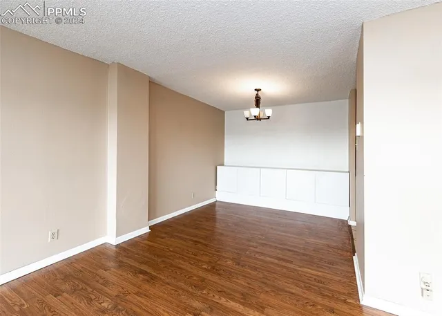 $169,500 | 411 Lakewood Circle, Unit B712, Colorado Springs, CO 80910