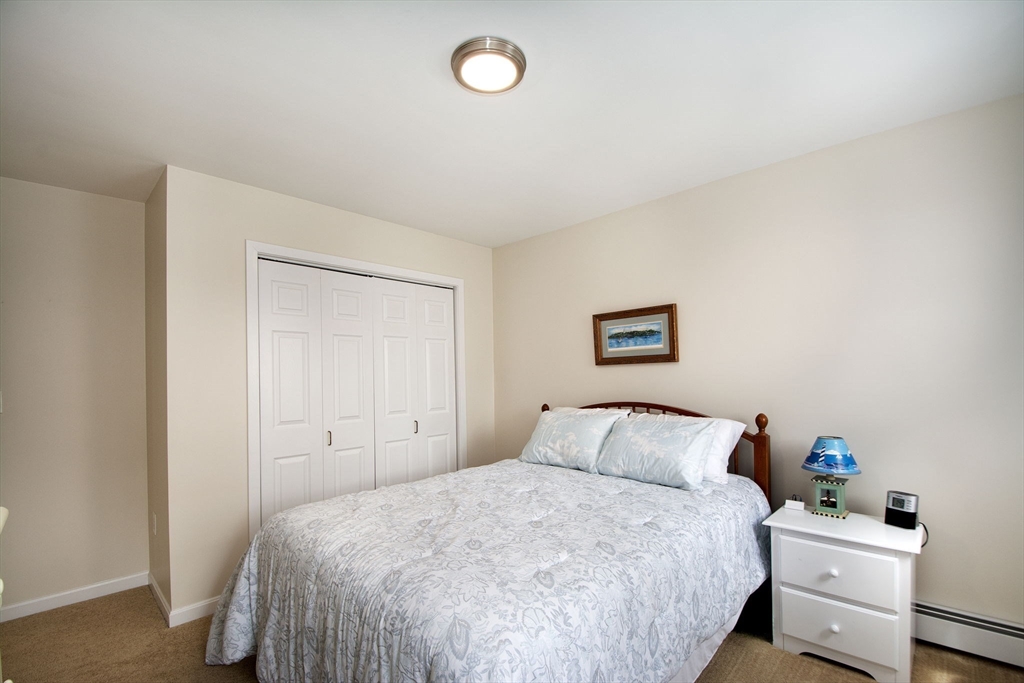 32 Commodore Court, Unit 32 Hull, MA 02045 - Photo 16 of 26
