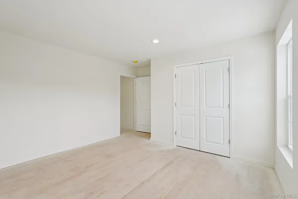 an empty room with window