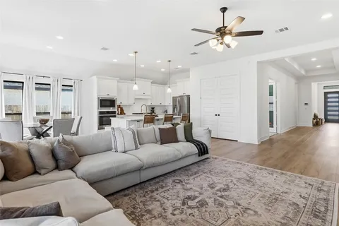 $565,000 | 14421 Kira Lane, Manor, TX 78653