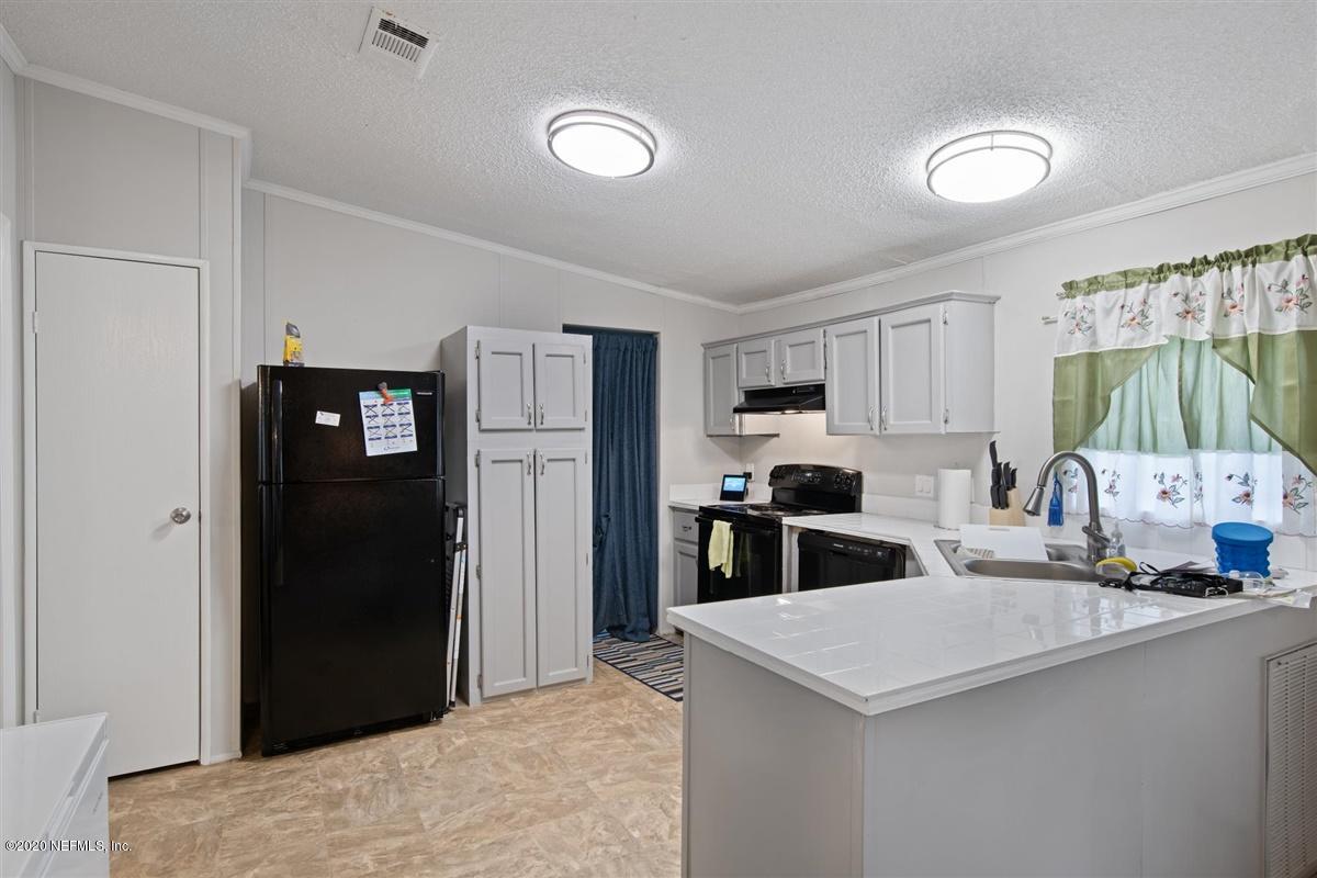 5003 Nathan Hale Road Jacksonville, FL 32221 - Photo 8 of 19 08-JWL_8992