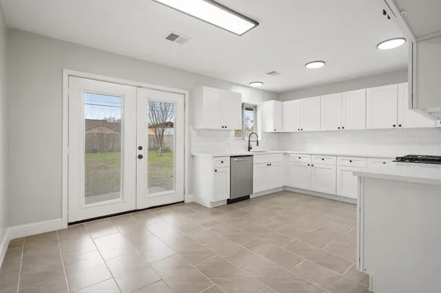 $224,900 | 9231 Cobbleshire Drive, Houston, TX 77037