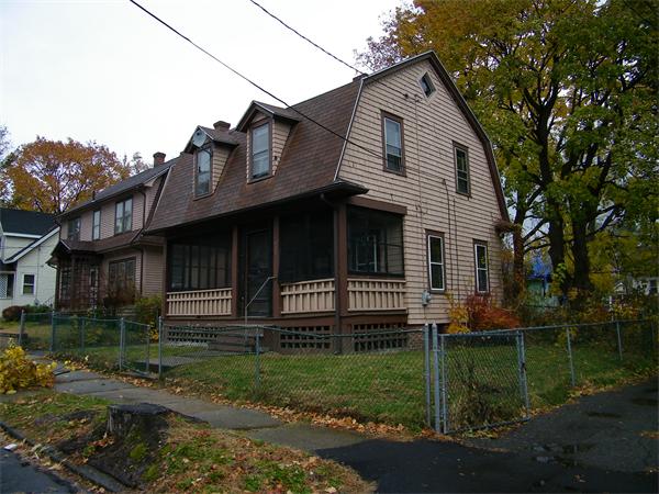 127 Bristol Street Springfield, MA 01109 - Photo 2 of 6 Gallery Image 2