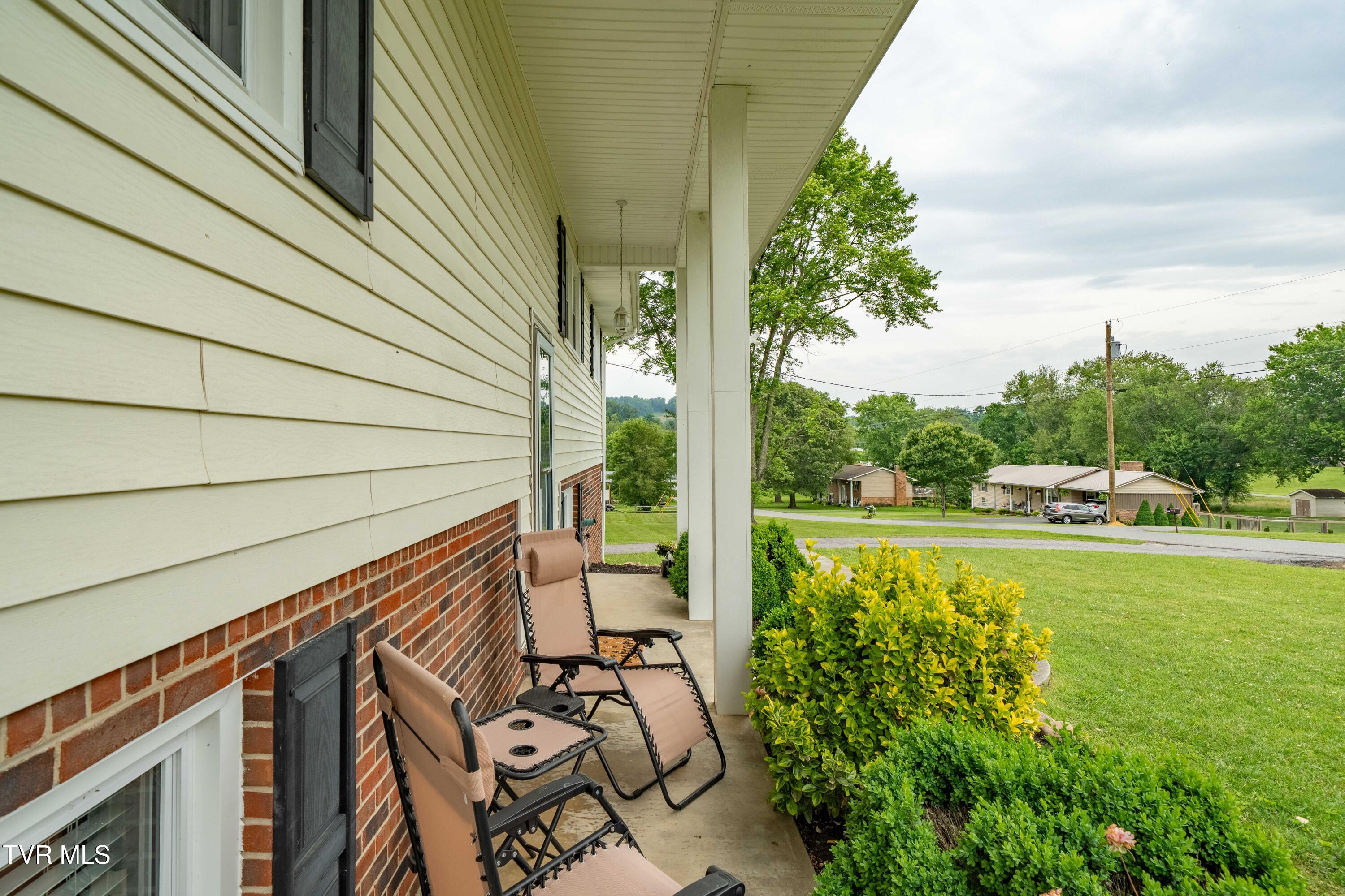 137 Highland Road Jonesborough, TN 37659 - Photo 8 of 58 137 Highland Road (9 of 58)