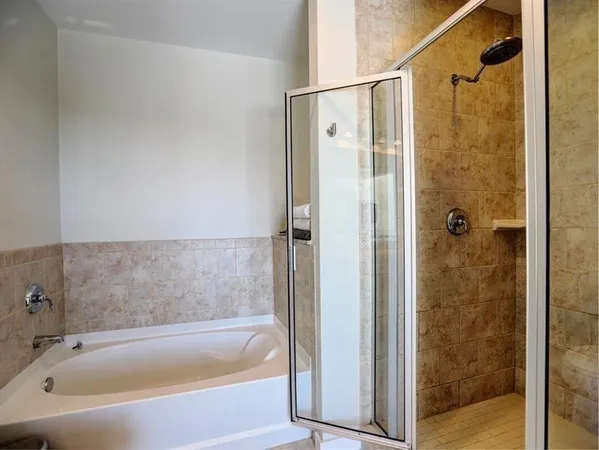 $3,200 | 855 Peachtree Street Northeast, Unit 2413, Atlanta, GA 30308