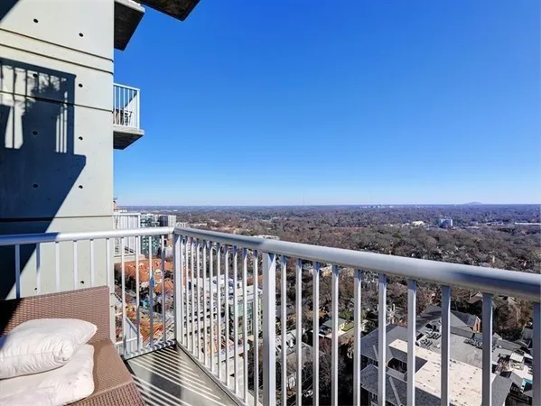 $3,200 | 855 Peachtree Street Northeast, Unit 2413, Atlanta, GA 30308