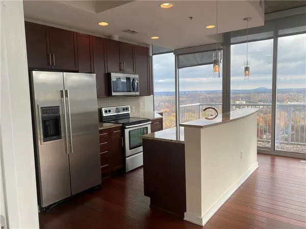 $3,200 | 855 Peachtree Street Northeast, Unit 2413, Atlanta, GA 30308