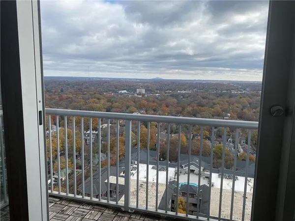 $3,200 | 855 Peachtree Street Northeast, Unit 2413, Atlanta, GA 30308