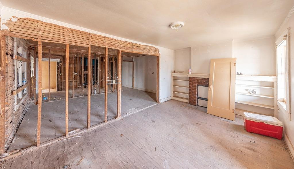 1508 Avenue L Lubbock, TX 79401 - Photo 9 of 19 Photo 9